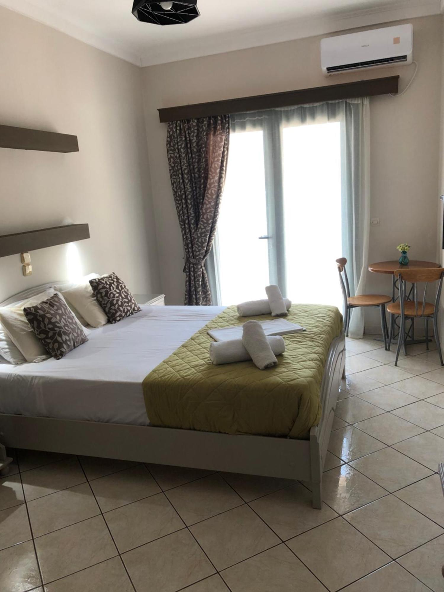 Poseidon Apartments Agia Efimia Eksteriør billede